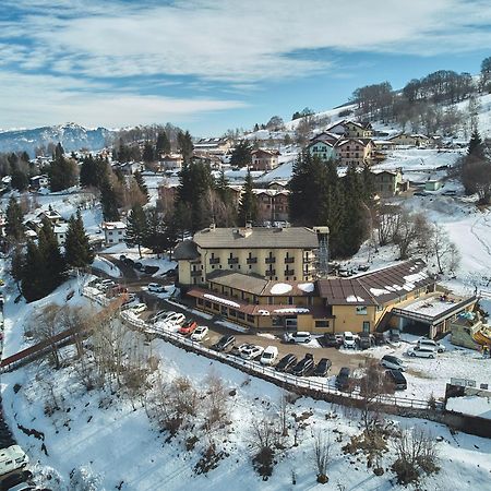 Hotel Dolomiti - Azzurro Club Polsa エクステリア 写真